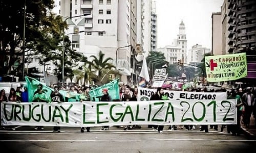 חגיגות תמיכה בלגליזציה - אורוגוואי 2012