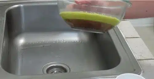מתכון להכנת חמאת קנאביס קוקוס טבעונית