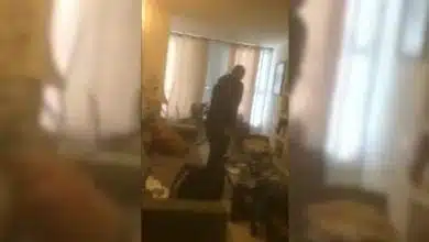 שוטרים פורצים לדירה מחרימים קנאביס רפואי ממטופל