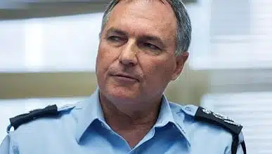 מפכ"ל המשטרה לשעבר יוחנן דנינו, כיום יו"ר חברת הקנאביס טוגדר