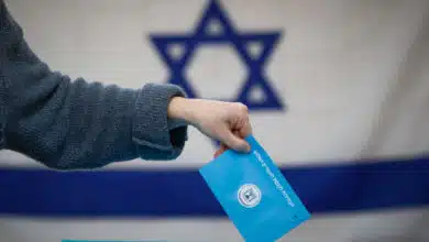 מעטפה קלפי דגל ישראל בחירות (צילום: אוליבייה