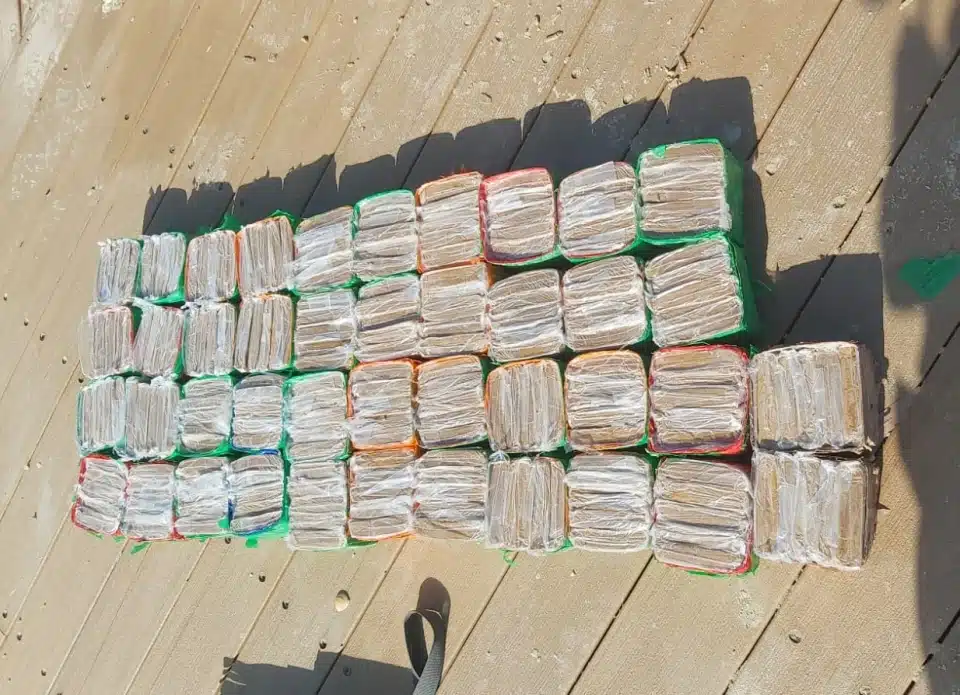 חבילות חשיש נפלטו מהים מול חופי תל אביב