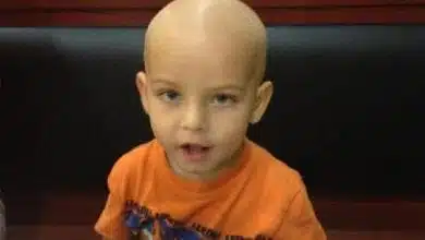 לנדון, בן 3 חולה סרטן, מטופל בקנאביס