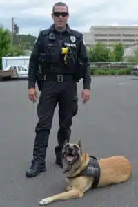 כלבי משטרה מובטלים באורגון