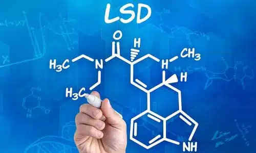 מה אתם יודעים על LSD? החלו את תהליך החינוך במחקר מעמיק ומקיף בנושא סמים