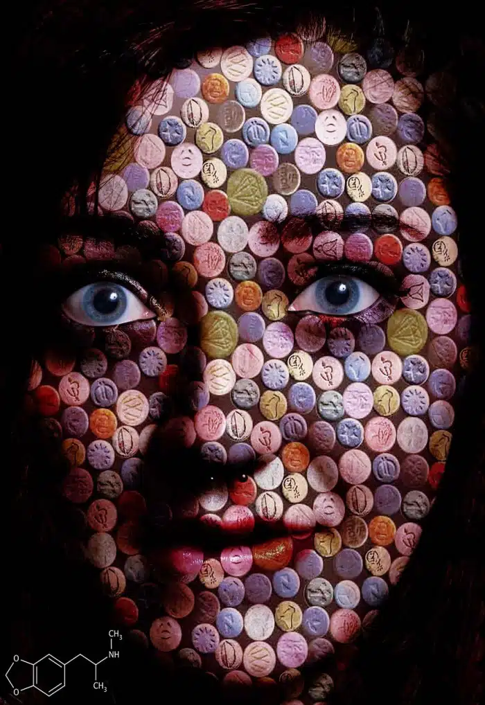 אשה תחת השפעת MDMA