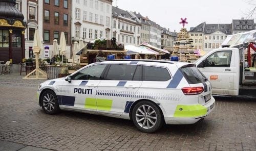 ניידת משטרה דנמרק, במקום מונית