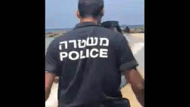 שוטר מעצר ים חוף נתניה