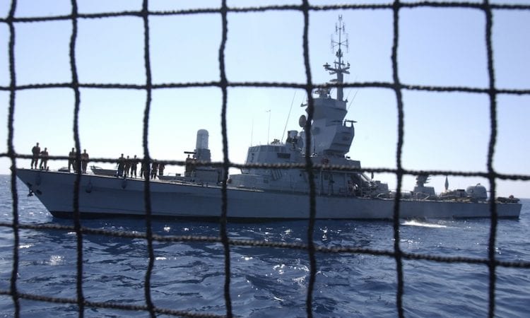 ספינת קרב חיל הים צבא (צילום: אביר סולטן, פלאש90)
