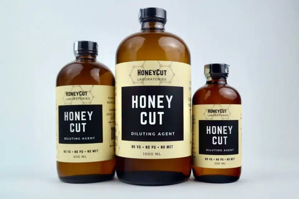ה-"Honey Cut" ('דילול הדבש') מבוסס הויטמין E נמכר באינטרנט בחופשיות ומשווק באופן ייעודי עבור דילול מחסניות שמן קנאביס